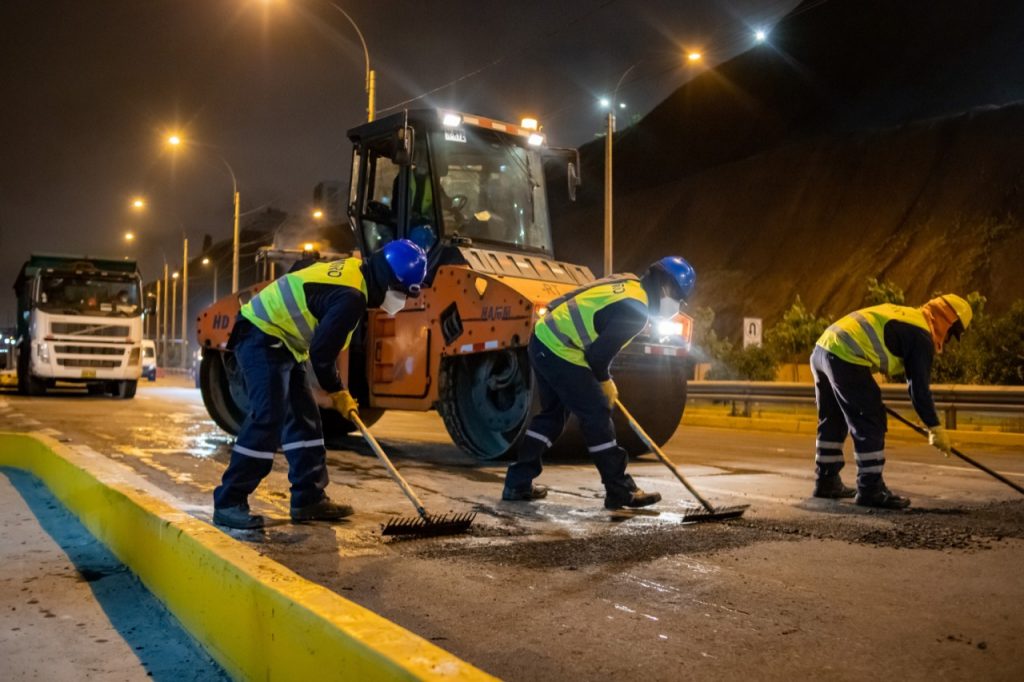 Municipalidad de Lima ejecuta reparación de pistas en la vía Costa Verde 2022